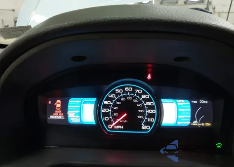 2010 Mercury Milan Hybrid z USA, uszkodzony, nr VIN 3MEDM0L3XAR660364